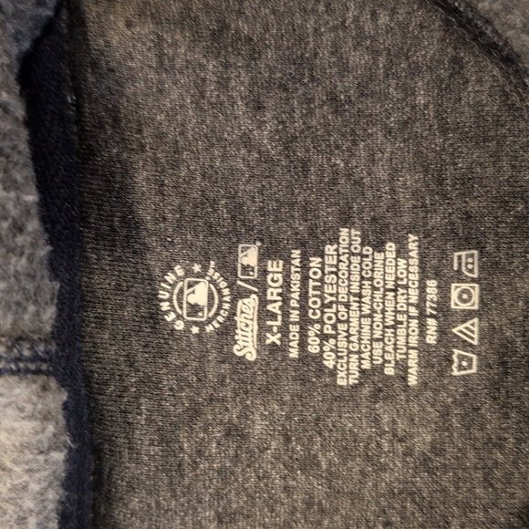 Stitches MLB New York Yankees Hoodie - Picture 4 of 5